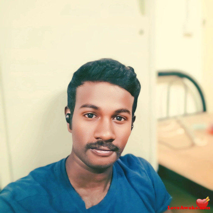 Kan67 Indian Man from Chennai (ex Madras)