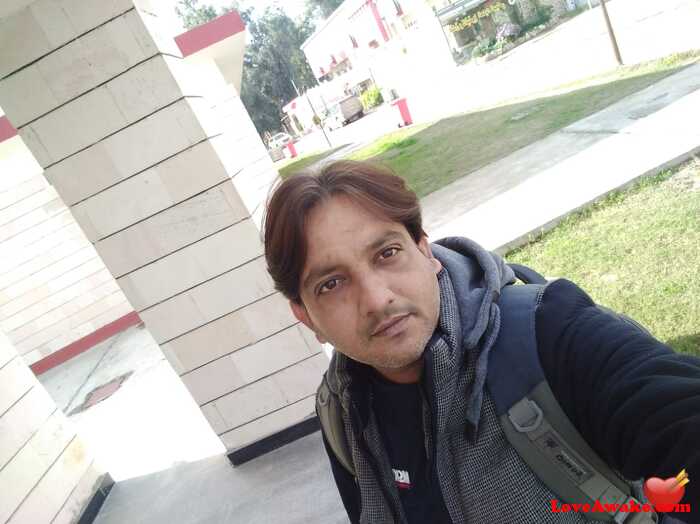 Rajeshsuthar01 Pakistani Man from Karachi