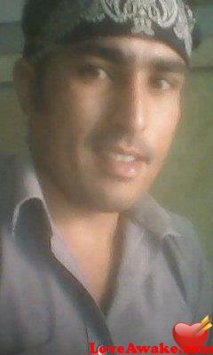 sak00n Pakistani Man from Karachi