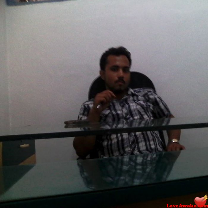 AadilShahid Pakistani Man from Karachi