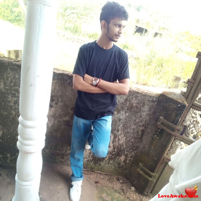 sewwanda- Sri Lankan Man from Kalutara