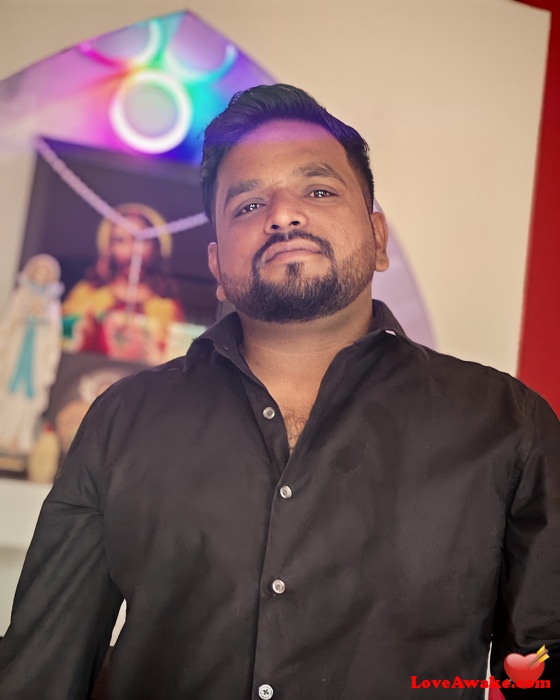 RjXoxo Indian Man from Bangalore