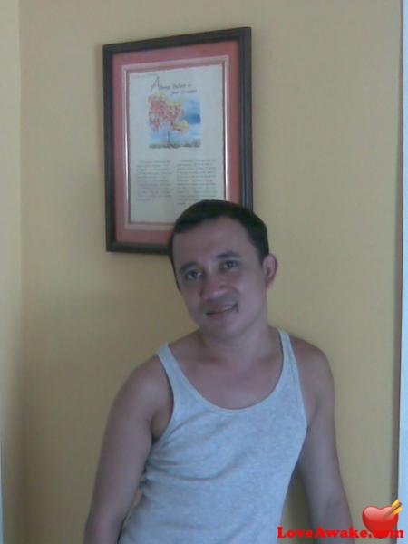 mosly Filipina Man from General Santos