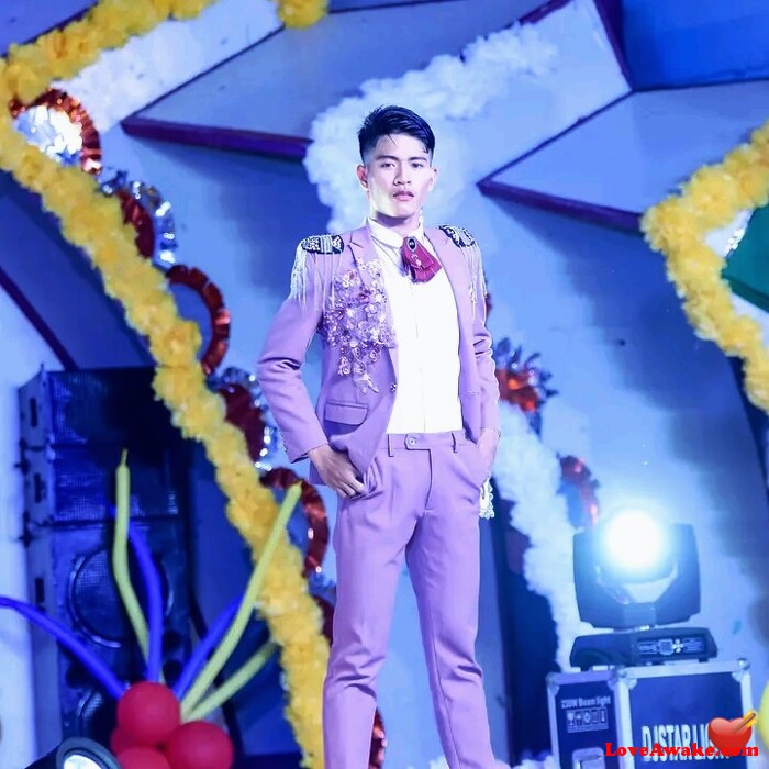 Hedrey Filipina Man from Bislig, Mindanao