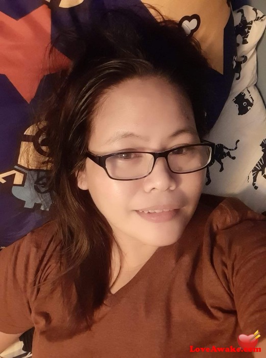 Lejane Filipina Woman from Dinagat Island/Surigao