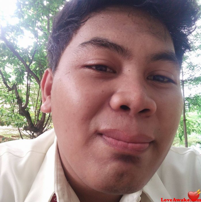 nordampa Filipina Man from Cagayan de Oro, Mindanao