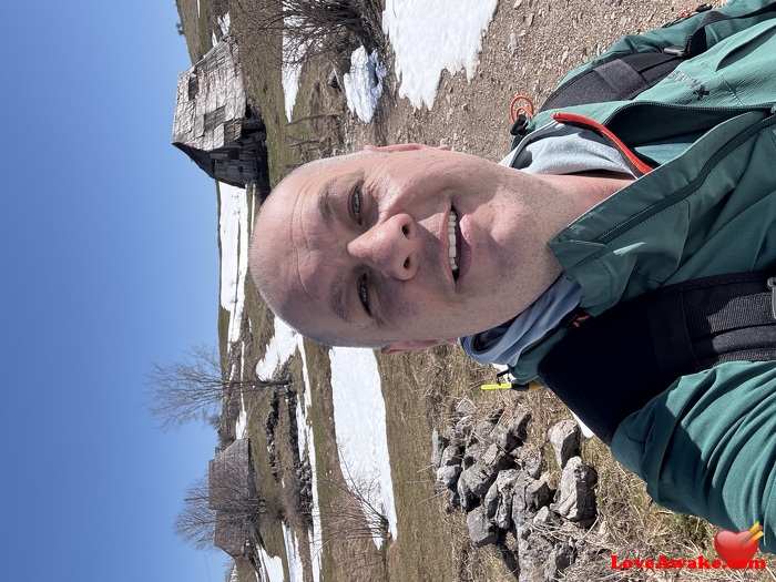 Ninos82 Bosnian Man from Sarajevo