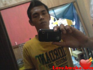 Rendy33 Indonesian Man from Batam (ex Batu Besar)