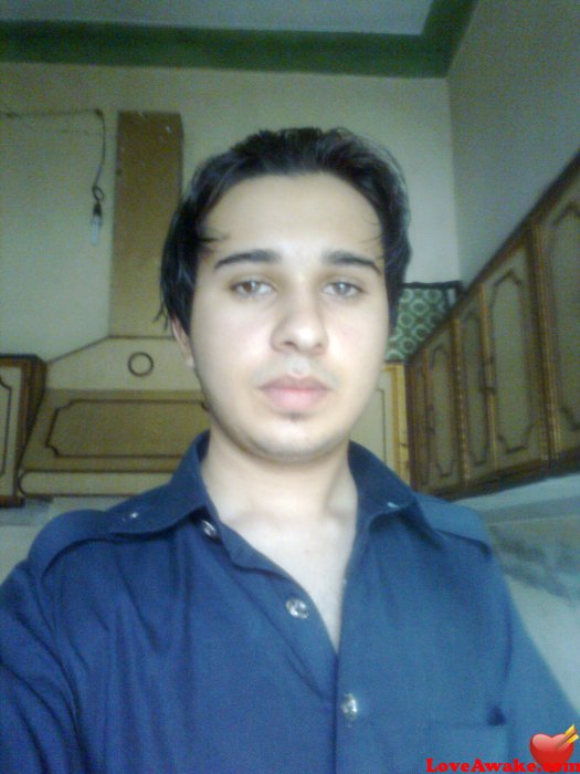 mzeeshankhan11 Pakistani Man from Nowshera