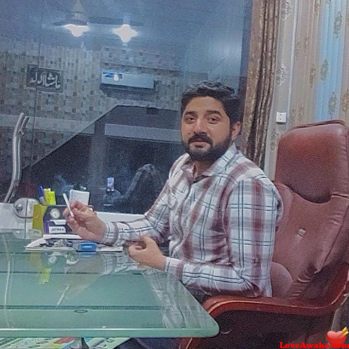 Hussnainali Pakistani Man from Faisalabad