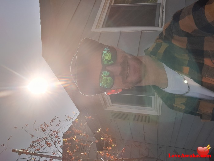 New2Town89 Canadian Man from Collingwood