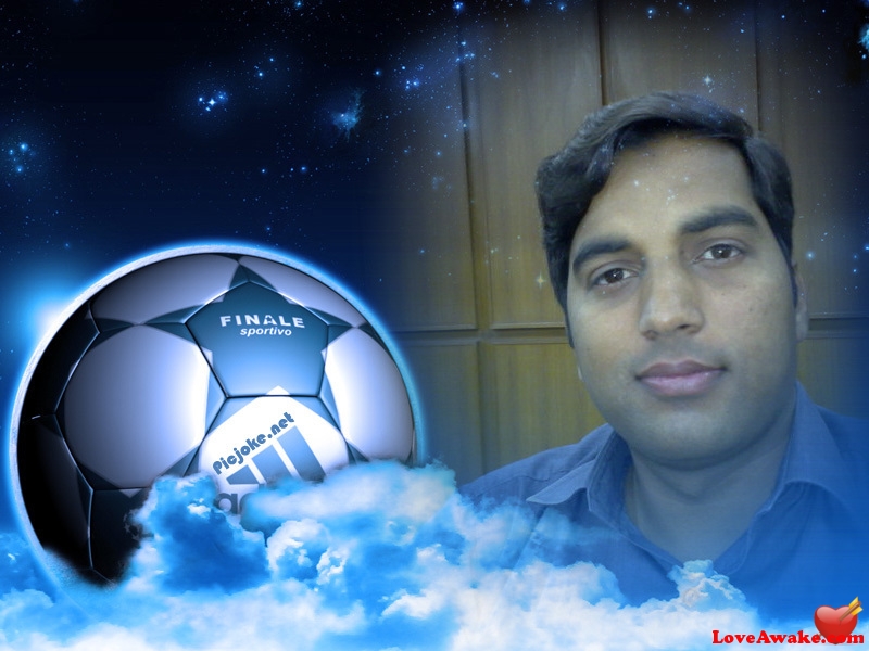 bhatti83 Pakistani Man from Lahore