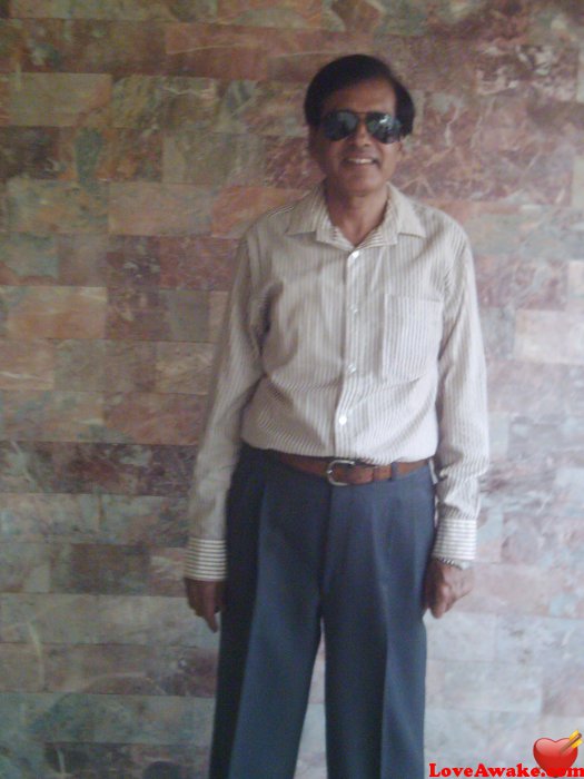 parensearch Pakistani Man from Karachi
