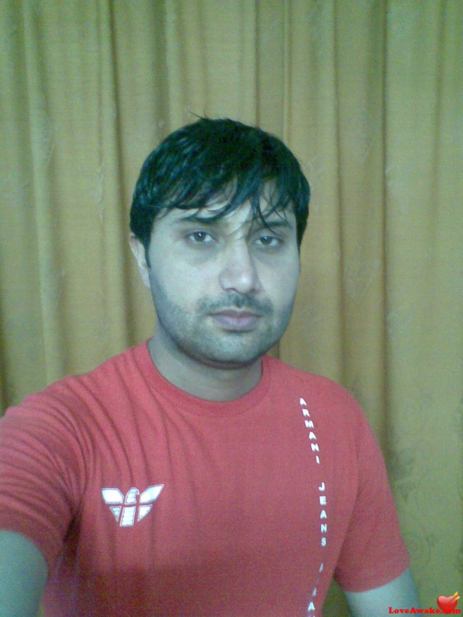 iffi80 Pakistani Man from Lahore