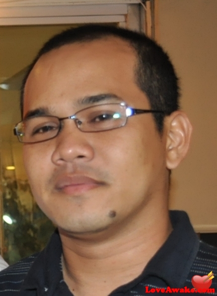 profnoodles Filipina Man from Cebu