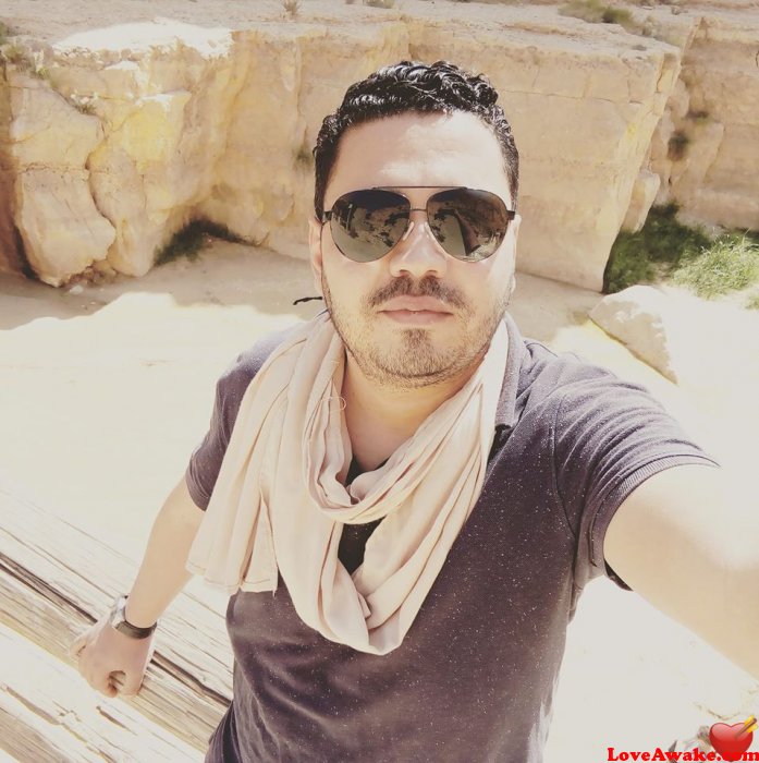 Karem86 Tunisian Man from Tozeur