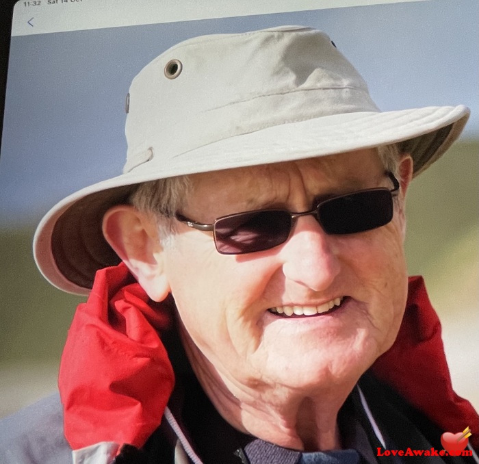 WGJ41 UK Man from Narberth