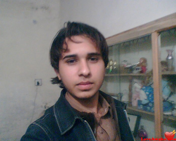 mzeeshankhan11 Pakistani Man from Nowshera