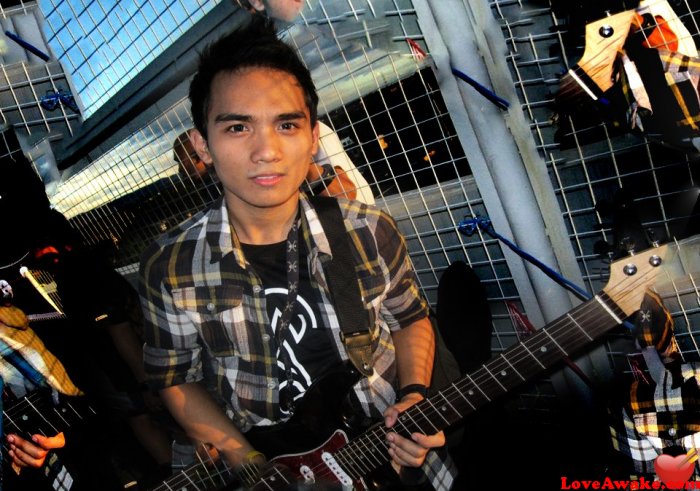leokevin Filipina Man from Manila