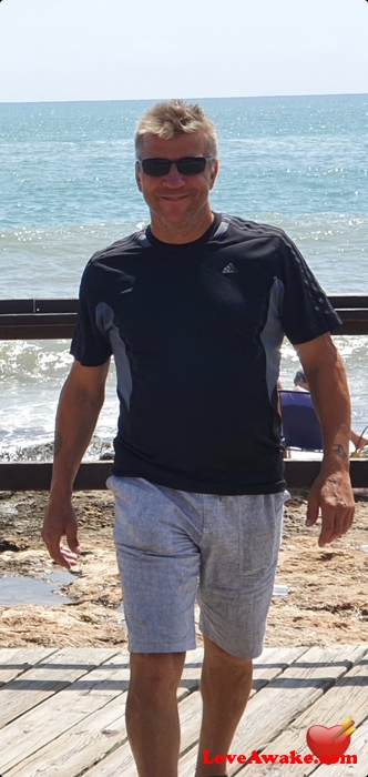 BenkeBrand Spanish Man from Torrevieja