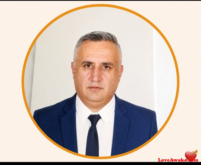 Nobeldaoun Syria Man from Damascus (Damas)