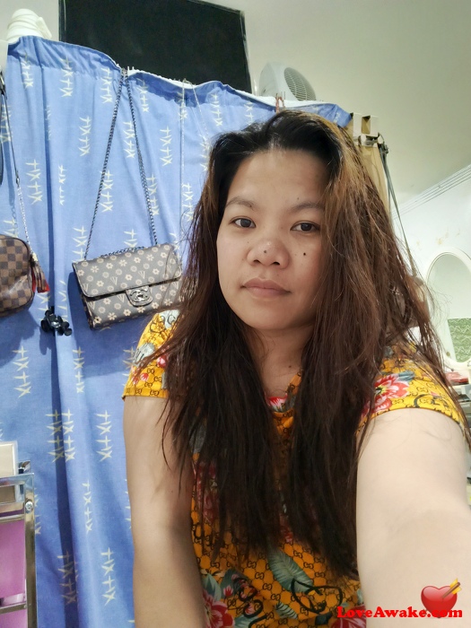 Maelay Filipina Woman from Cebu