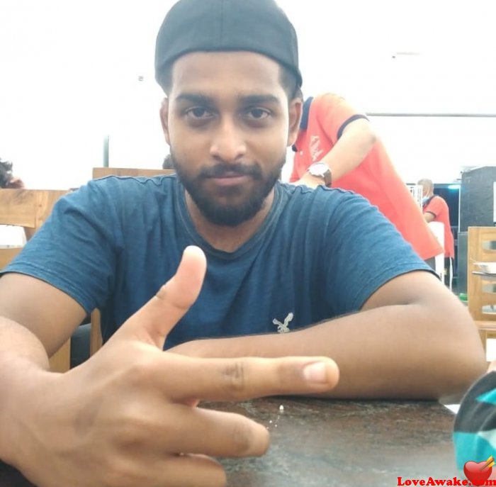 Nasheef Sri Lankan Man from Colombo
