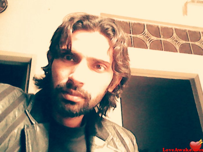 myzeejohn Pakistani Man from Lahore