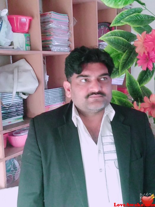 Naseef512 Pakistani Man from Lahore