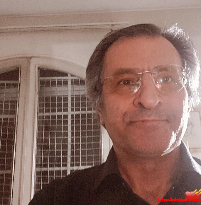 Persianletter Iranian Man from Tehran