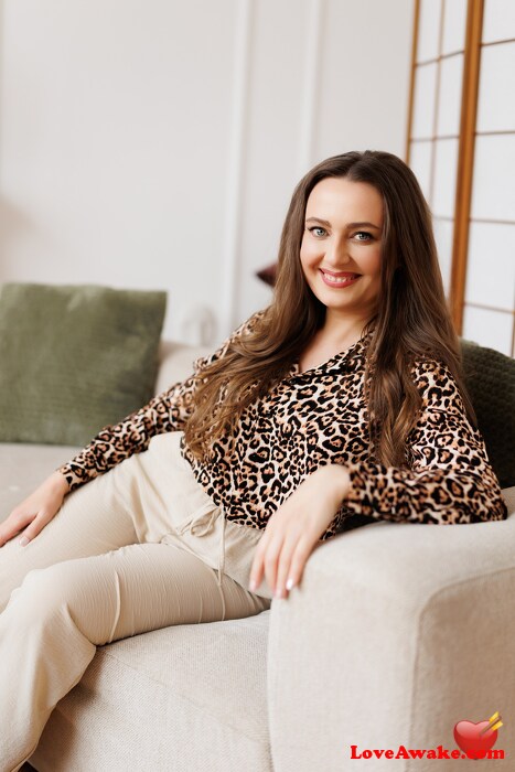 LeiaUni Moldovan Woman from Chisinau (ex Kishinev)