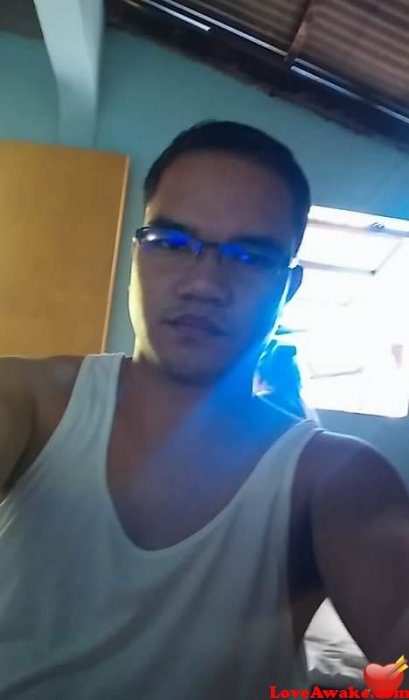 ramboy121 Filipina Man from Morong/Mariveles