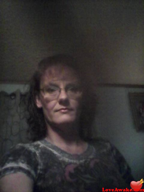 xdeb76 American Woman from Booneville