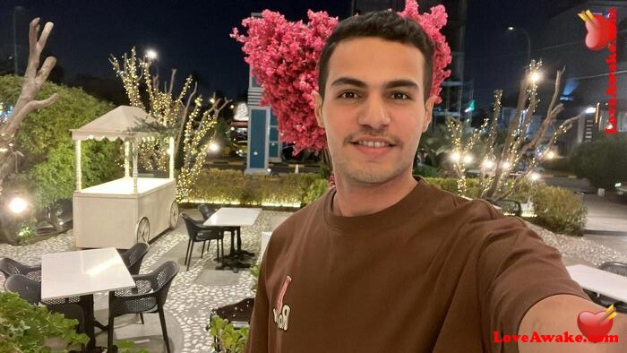 x02jj Iraqi Man from Baghdad