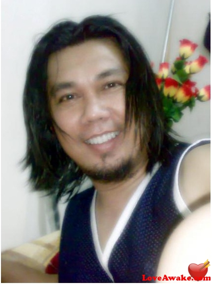 Quill Filipina Man from Dumaguete