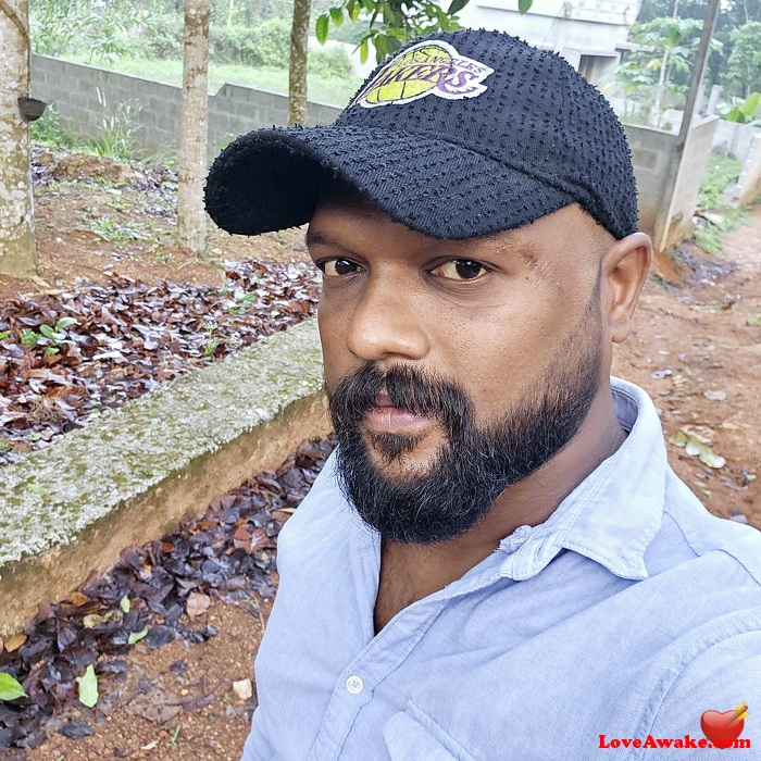 Sunilcheenu1 Indian Man from Thiruvananthapuram (ex Trivandrum