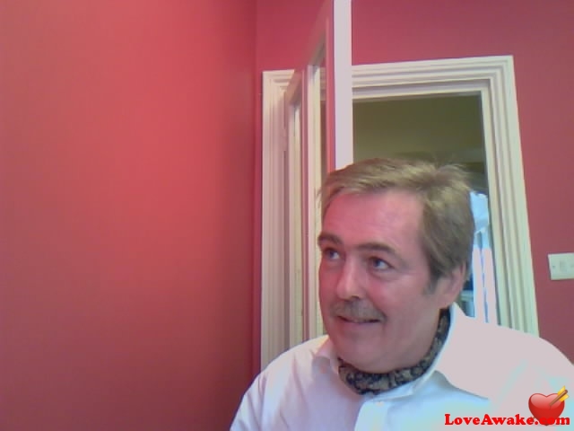 dave499b UK Man from London