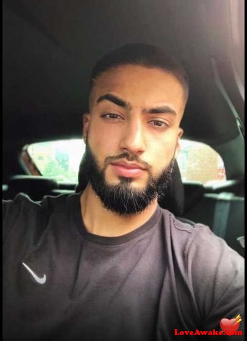 Hatsguy10 Qatari Man from Al Sadd