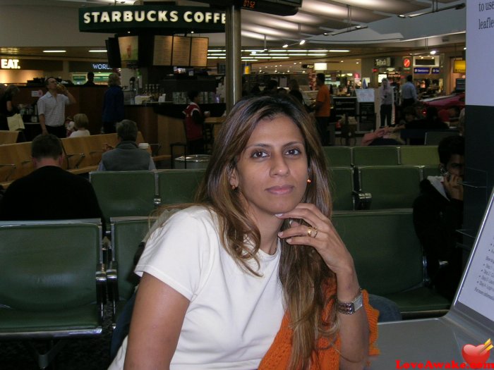 Ragini Indian Woman from Mumbai (ex Bombay)