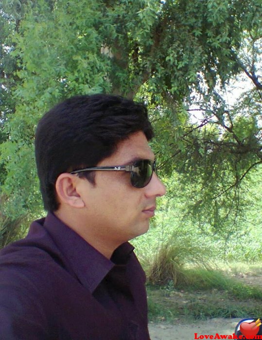 irfan2244 Pakistani Man from Lahore