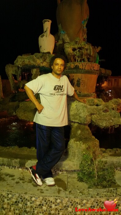 BABOU07 Algerian Man from Alger (Algiers)