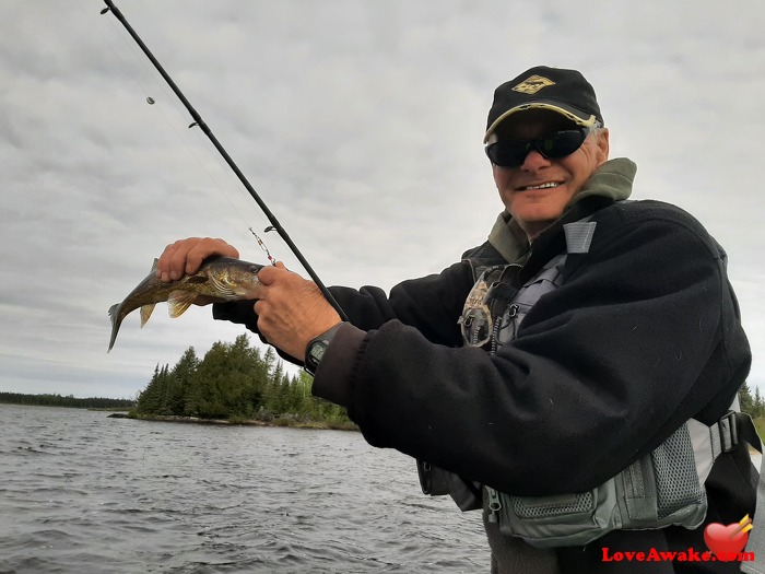 TiNom Canadian Man from Kapuskasing