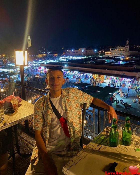 eamine09 Morocco Man from Rabat