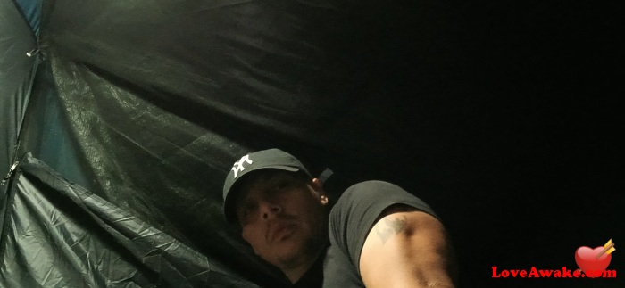 Dezzyduzit Canadian Man from Yorkton