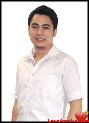 ramale Filipina Man from Makati