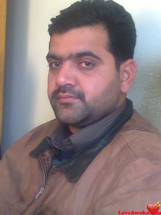 boylahore Pakistani Man from Lahore