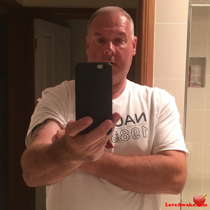 Manlyluv Canadian Man from Montreal