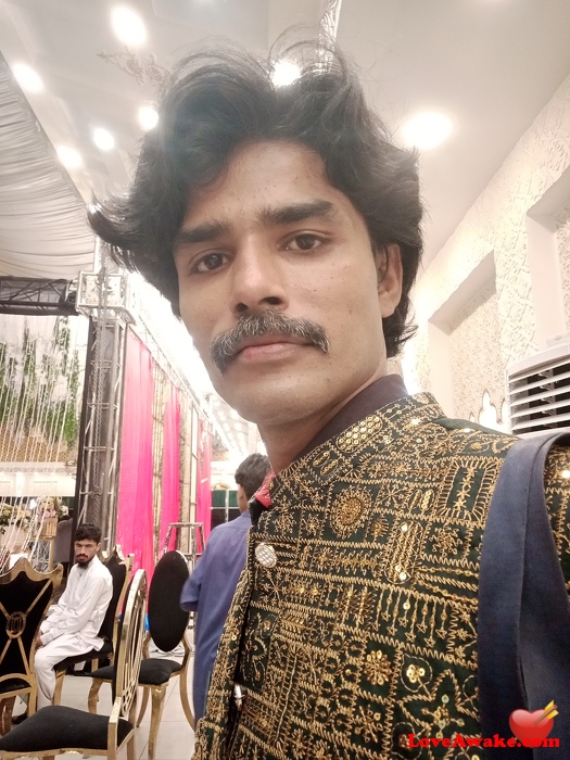 0316 Pakistani Man from Bahawalpur
