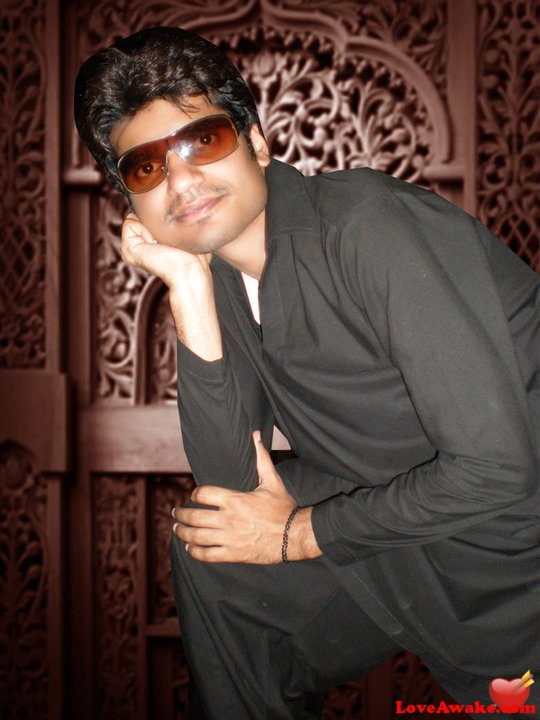 shizi Pakistani Man from Islamabad