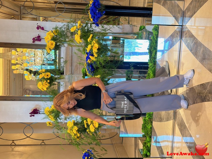 Sahar5427 German Woman from Frankfurt am Main